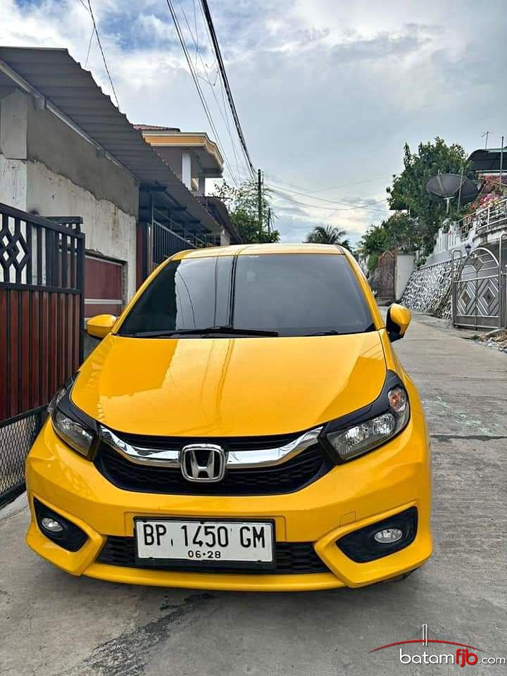 DISEWAKAN BERBAGAI JENIS MOBIL