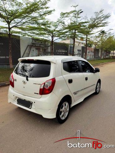 Dijual mobil Toyota Agya TRD 2016 Matic